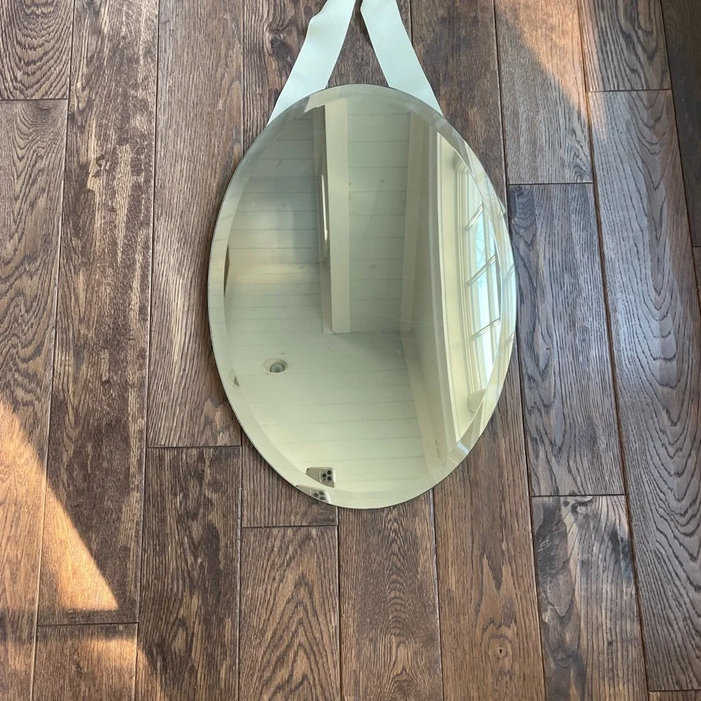 Pottery Barn Kids oval mirror. Excellent preowned condition.